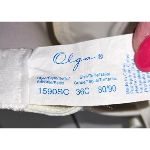 Olga Comfort Perfect Coverage Bra 36C Lined Solid White Underwire Molded 1590SC - Picture 7 of 9